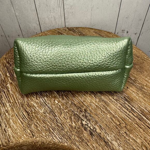 Portland Leather Penny Pouch Beetle Penny Pouch Metallic Green Coin Purse - Picture 4 of 5